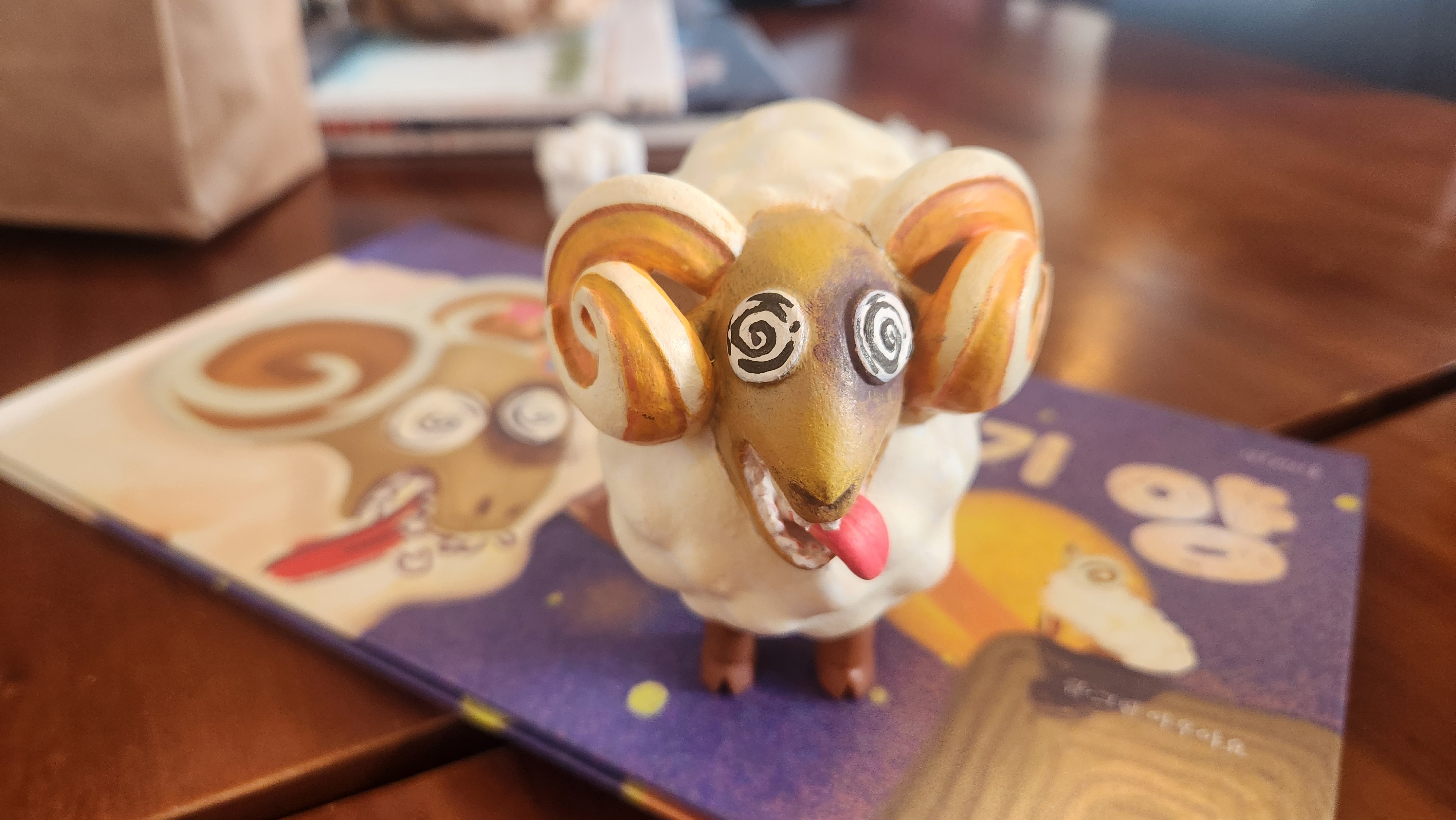 3D 박치기 양 클로즈업